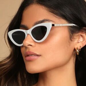 Pep Talk White Mini Cat-Eye Pearl Sunglasses